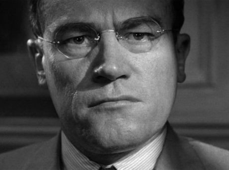 E.G. Marshall fotoğrafı