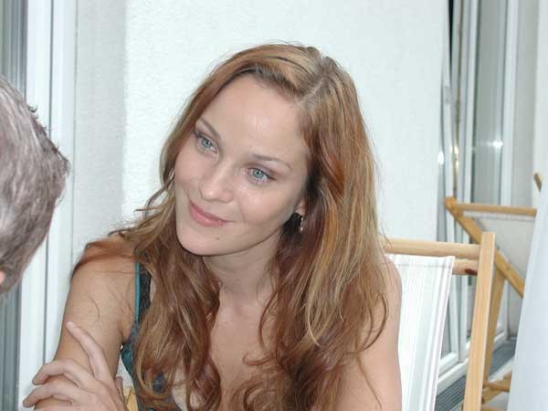 Jeanette Hain fotoğrafı