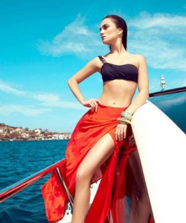 Denise Capezza Fotoğrafı