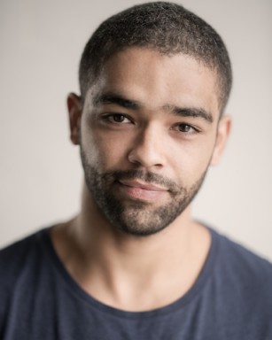 Kingsley Ben-Adir fotoğrafı