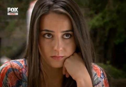 Cemre Burcu Tosun Fotoğrafı