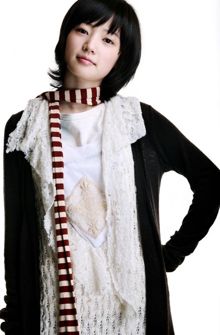 Song Ha-yoon Fotoğrafı