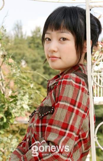 Song Ha-yoon Fotoğrafı