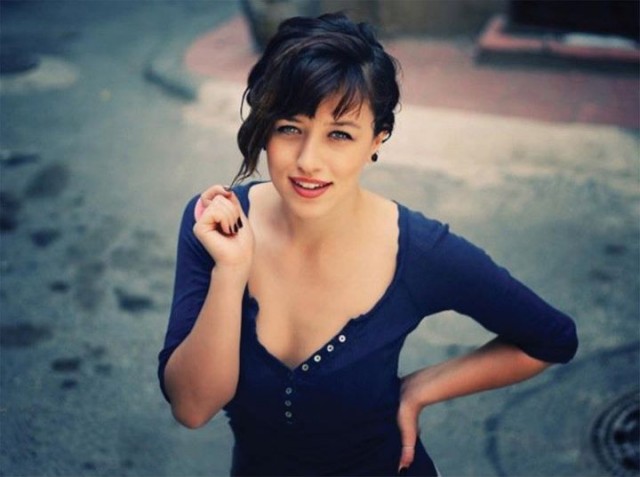 Güneş Zavrak Fotoğrafı