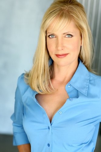 Kim Little fotoğrafı