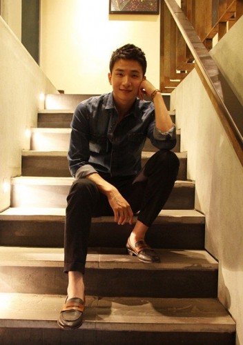 Lee Yong-joo (i) fotoğrafı