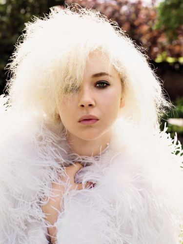 Juno Temple Fotoğrafı