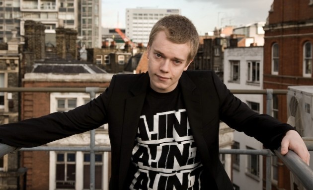 Alfie Allen Fotoğrafı