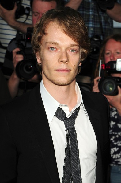 Alfie Allen Fotoğrafı