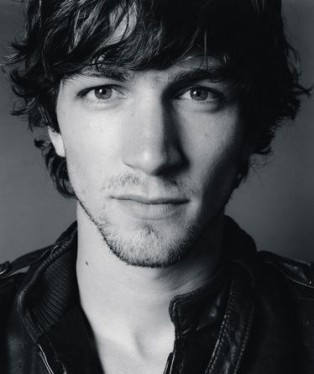 Michiel Huisman Fotoğrafı