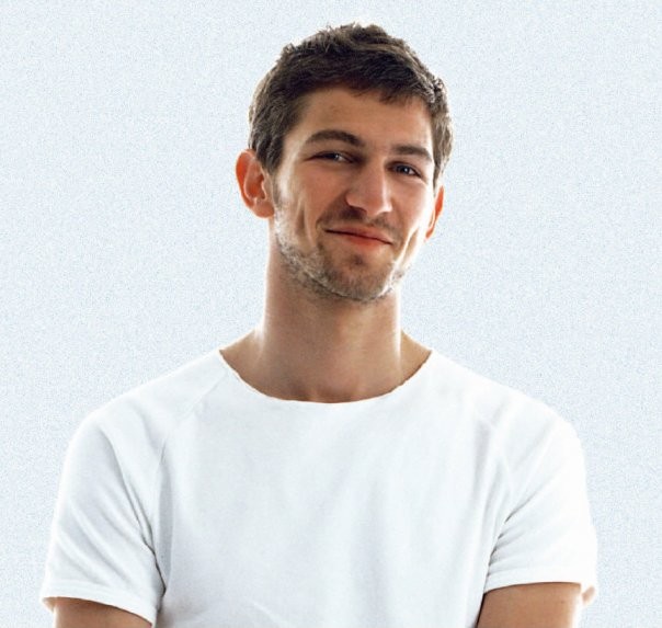 Michiel Huisman fotoğrafı