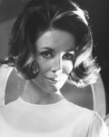 Barbara Rush fotoğrafı