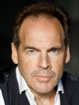 Neil McGarry fotoğrafı