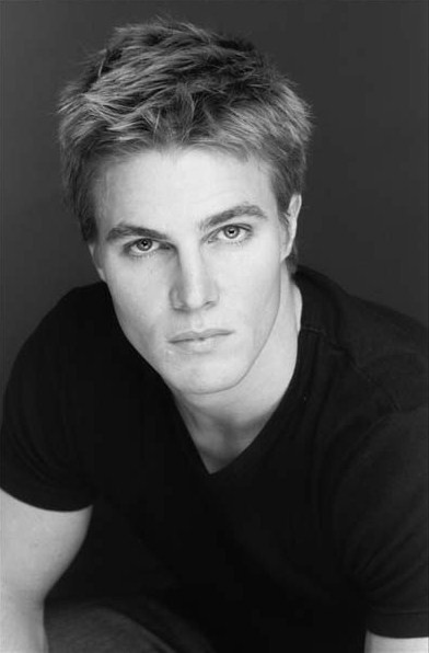 Stephen Amell Fotoğrafı