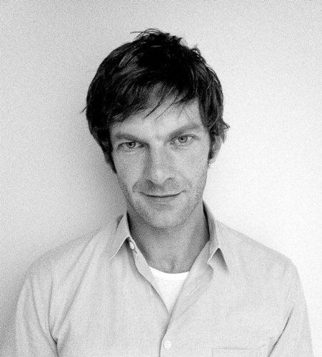 Sam Hazeldine fotoğrafı