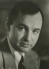 Mark Roberts fotoğrafı