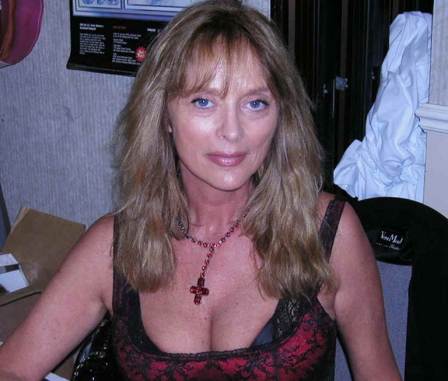 Sybil Danning fotoğrafı