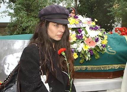 Derya Arbaş fotoğrafı