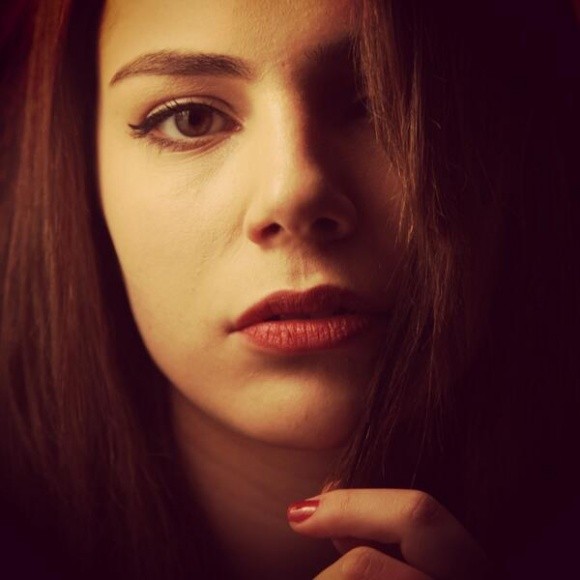 Yağmur Tanrısevsin Fotoğrafı