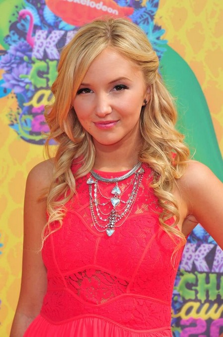 Audrey Whitby fotoğrafı