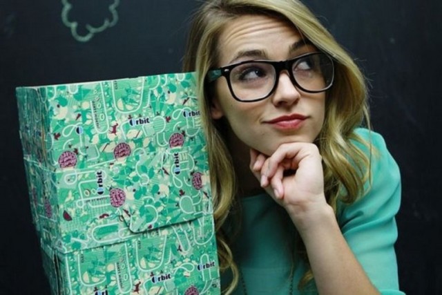 Katelyn Tarver Fotoğrafı
