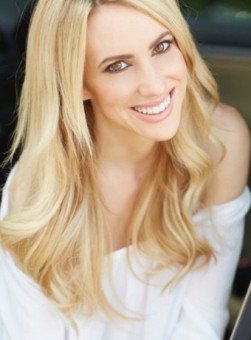 Rebecca Ferdinando Fotoğrafı