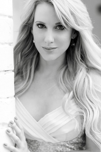 Rebecca Ferdinando Fotoğrafı