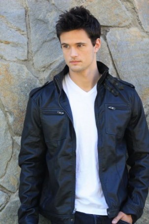 Matthew Atkinson fotoğrafı