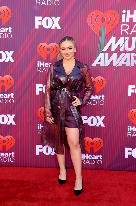 Natalie Alyn Lind fotoğrafı