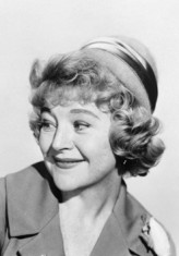 Dora Bryan fotoğrafı