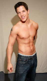 Mike C. Manning Fotoğrafı