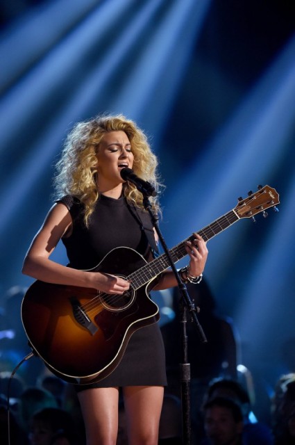 Tori Kelly Fotoğrafı