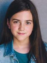 Abby Ryder Fortson fotoğrafı