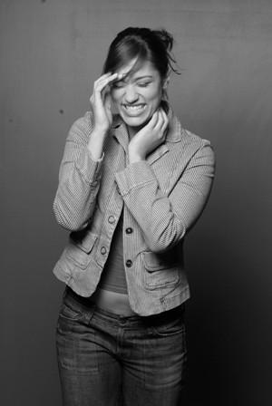 Janina Gavankar Fotoğrafı