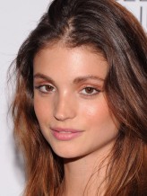 Charlbi Dean Kriek fotoğrafı