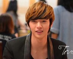 Sun Woong Fotoğrafı