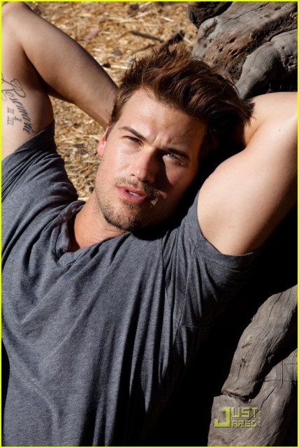 Nick Zano fotoğrafı