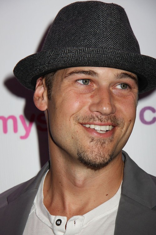 Nick Zano fotoğrafı