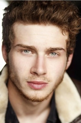 Oliver Stark fotoğrafı