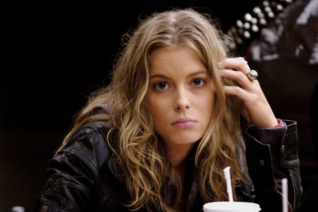 Gillian Jacobs Fotoğrafı