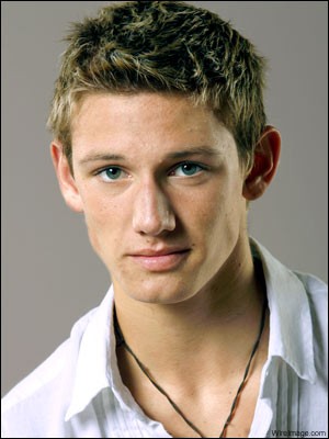 Alex Pettyfer Fotoğrafı