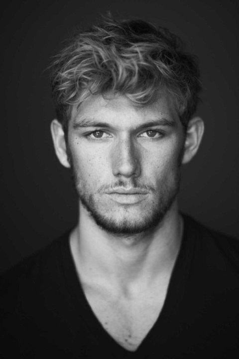Alex Pettyfer Fotoğrafı