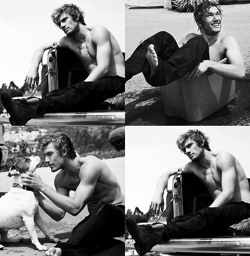 Alex Pettyfer Fotoğrafı