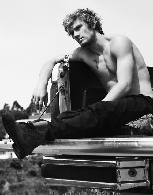Alex Pettyfer Fotoğrafı