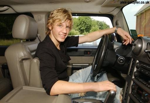 Alex Pettyfer Fotoğrafı