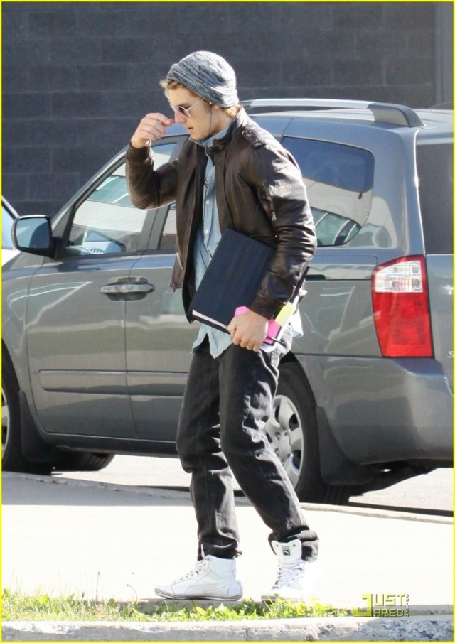 Alex Pettyfer Fotoğrafı