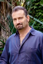 Mark Benjamin (i) fotoğrafı