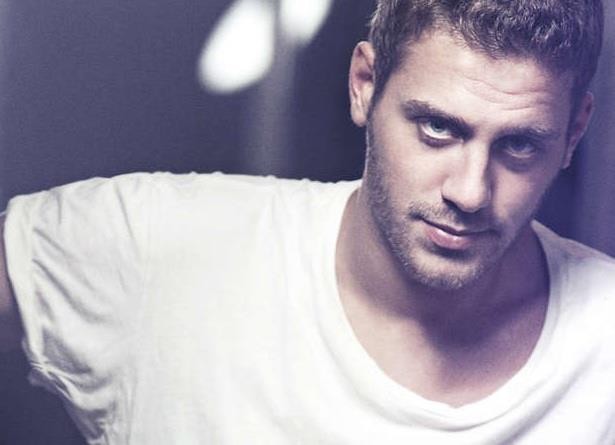 Ali Yörenç fotoğrafı