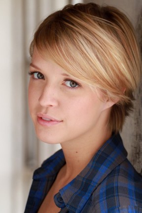 Brit Sheridan fotoğrafı