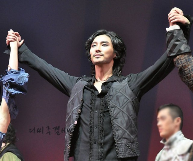 Joo Ji-hoon Fotoğrafı